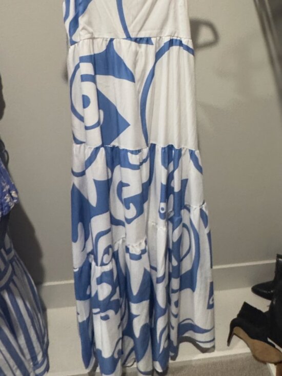 Indikah Dresses & Skirts - NWT Indikah Blue & White Maxi Dress - Med
